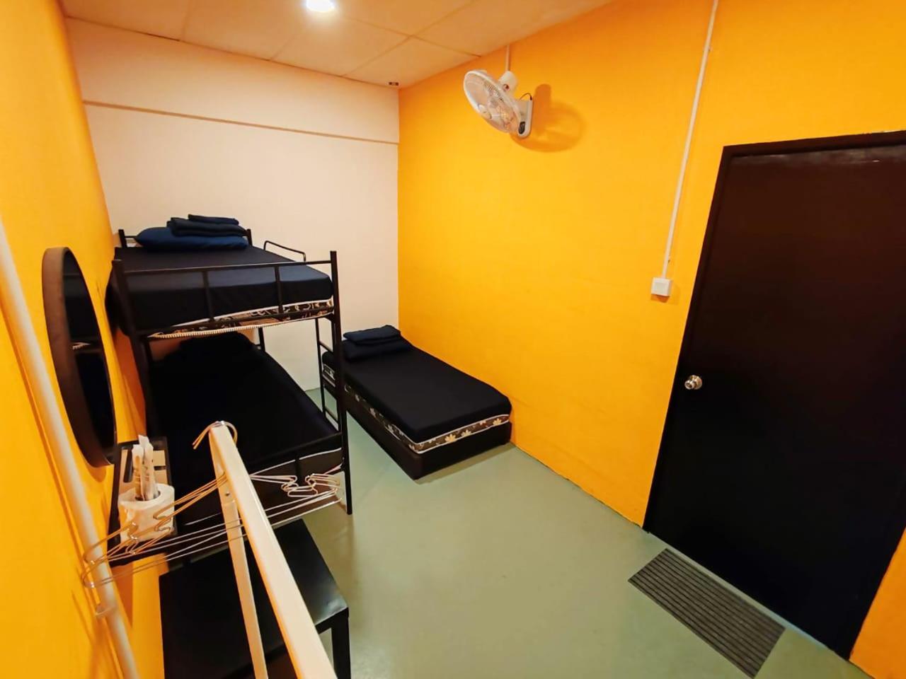 The Cocoon Capsule Hotel Cameron Highlands Buitenkant foto